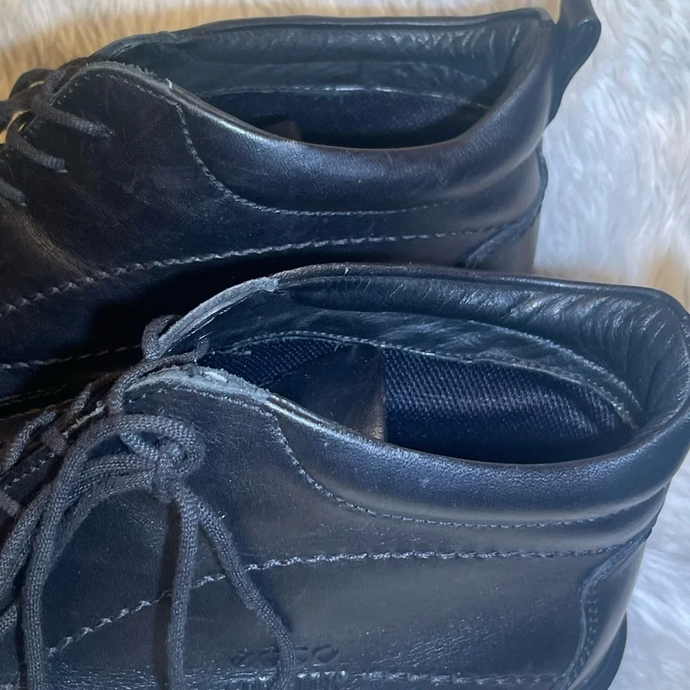 Ecco Men's Gore- tex Black Leather chukka ankle Shoes size 11